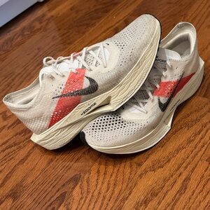 Nike Vaporfly 3’s Eliud Kipchoge Limited Edition. Men’s 10.5